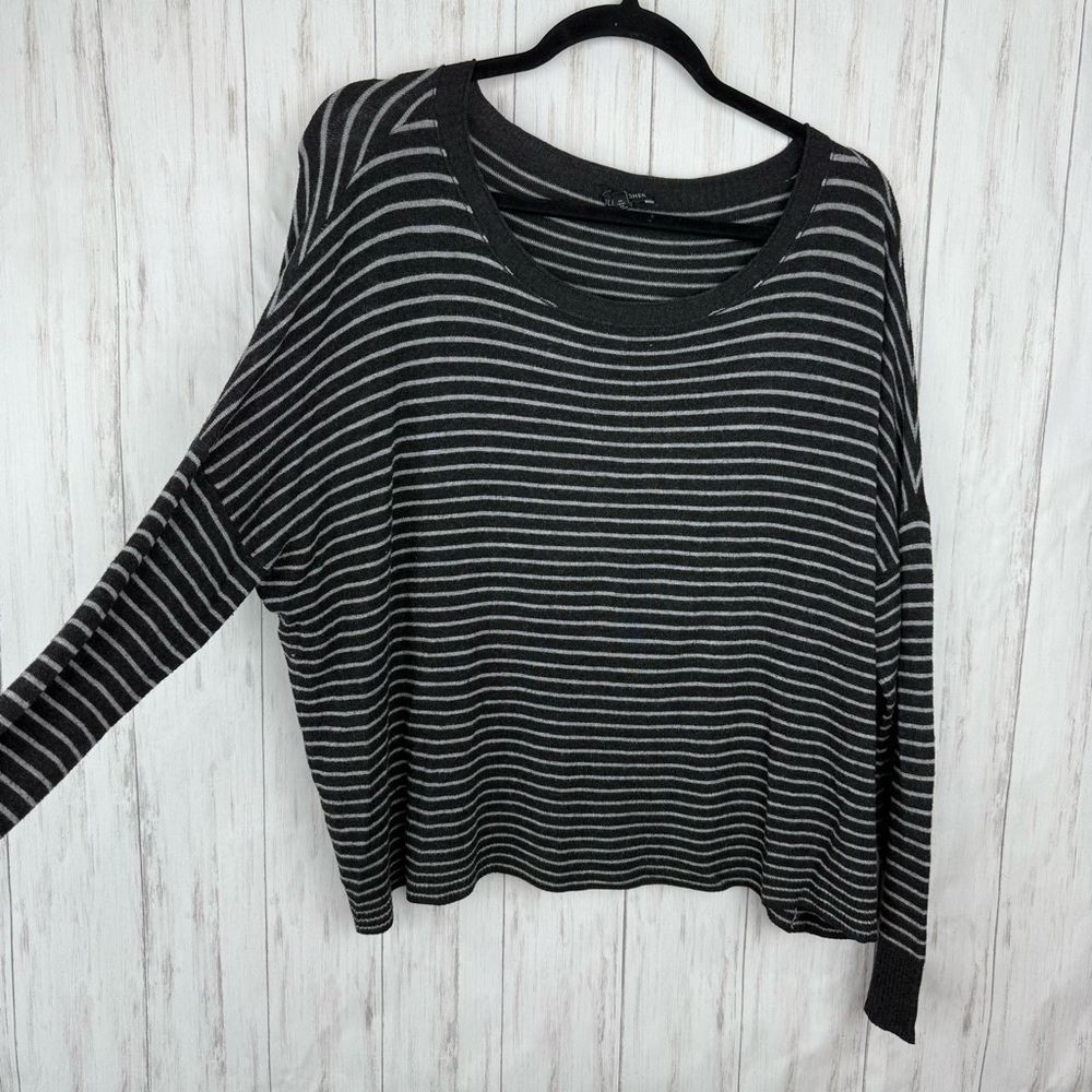 Eileen Fisher Slouchy White Black And Gray Striped Sweater Small